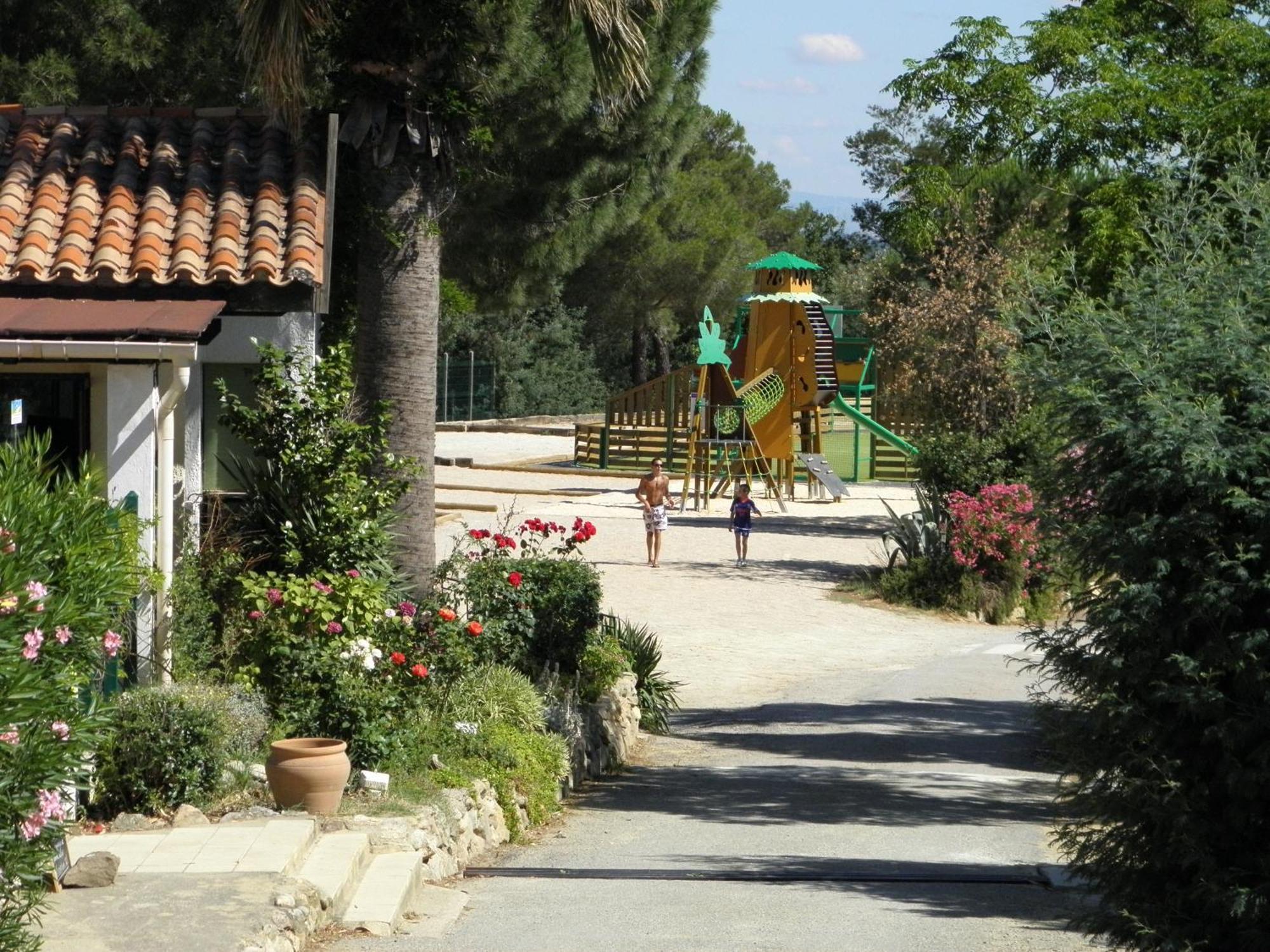 Camping Des Alberes Laroque-des-Albères Dış mekan fotoğraf